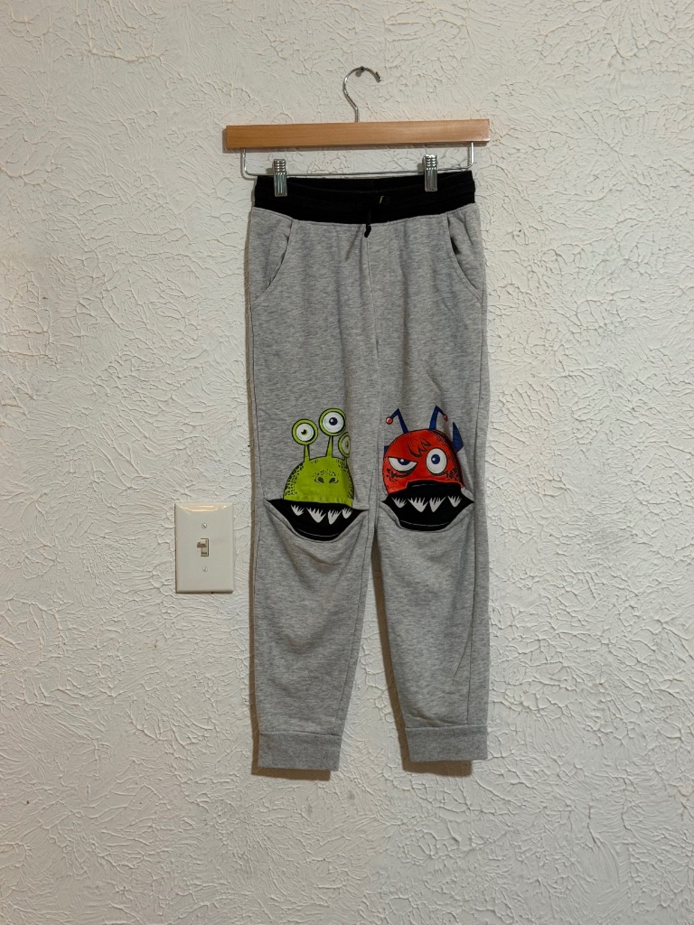 365 Kids Boys Monster Graphic Jogger Sweatpants Gray Size 8